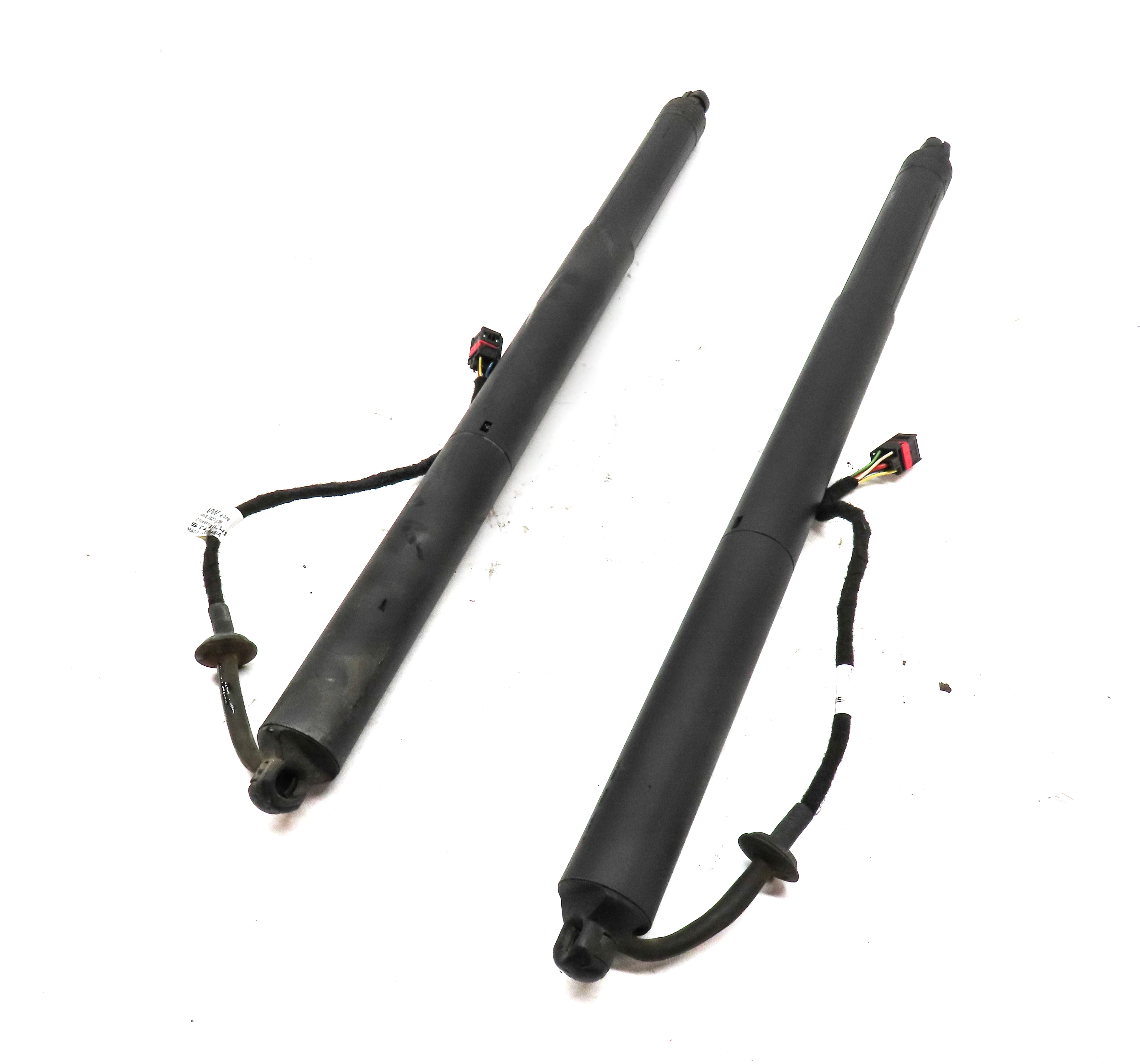 2015-2019 PORSCHE MACAN (95B) REAR HATCH TRUNK LEFT & RIGHT ELECTRIC SHOCK SET 2 — exact item pictured